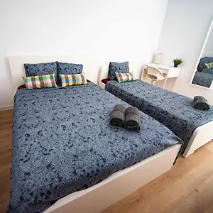 by-rambla-de-catalunya-rooms.topbarcelonahotels.com/